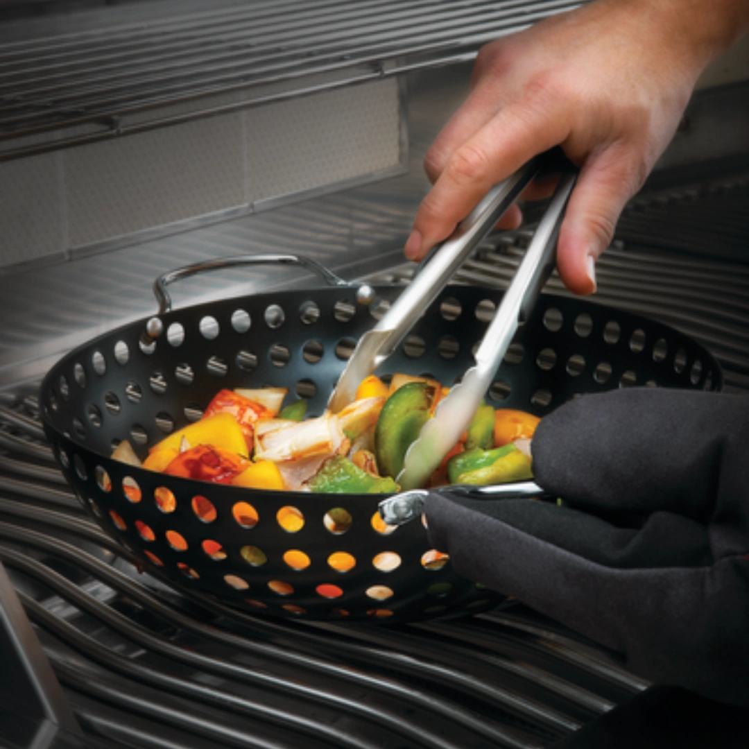 16-INCH-S-S-LOCKING-TONGS-Lifestyle-1-1.webp