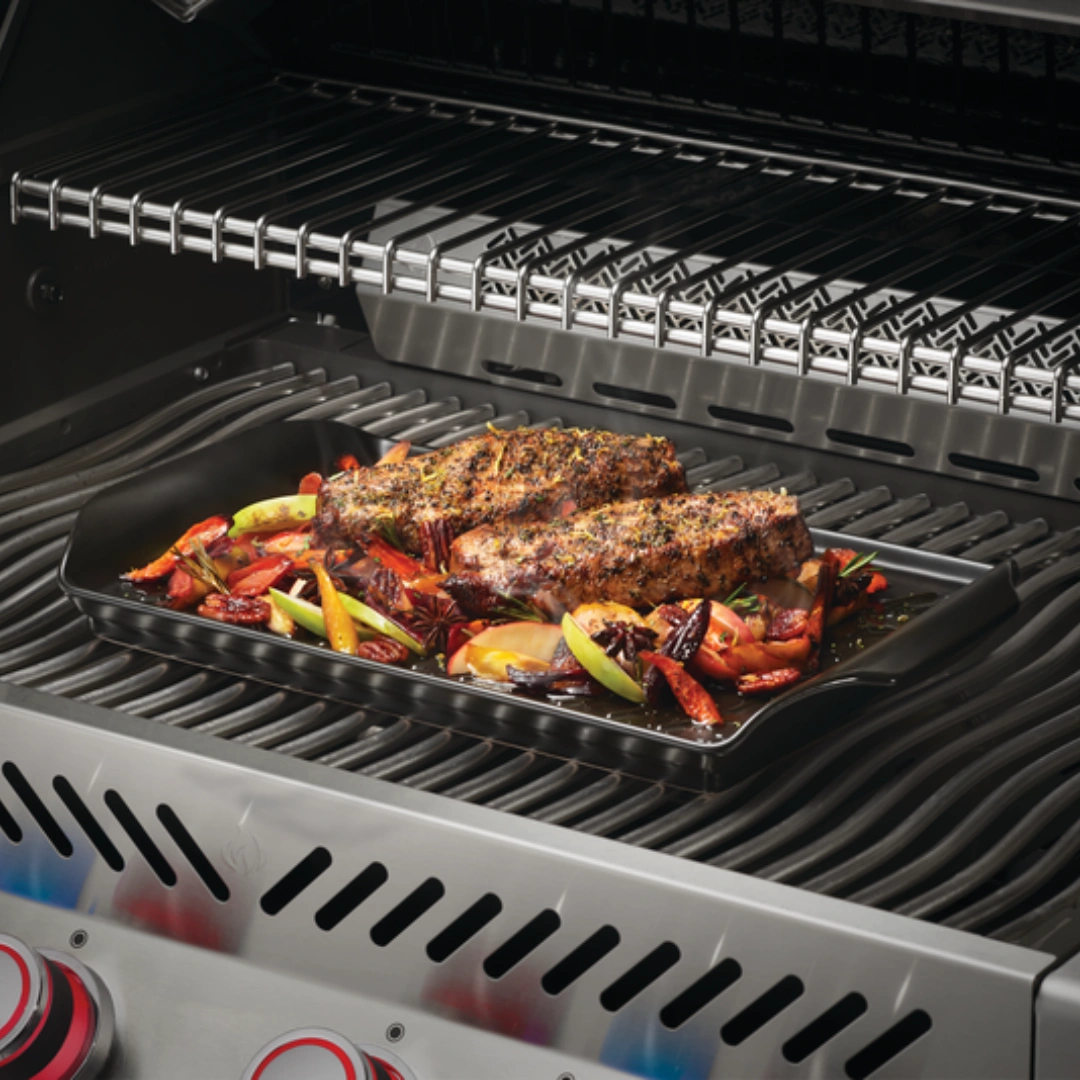 CERAMIC-ROAST-PAN-WITH-CHICKEN-ROASTER-Lifestyle-3-1.webp