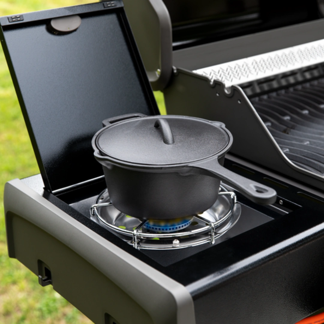 Cast-Iron-Sauce-Pan-with-Lid-Lifestyle-2-1.webp