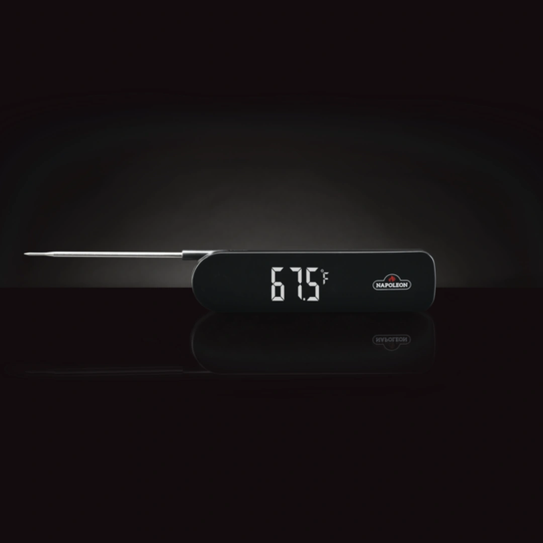 FAST-READ-THERMOMETER-Lifestyle-2.webp