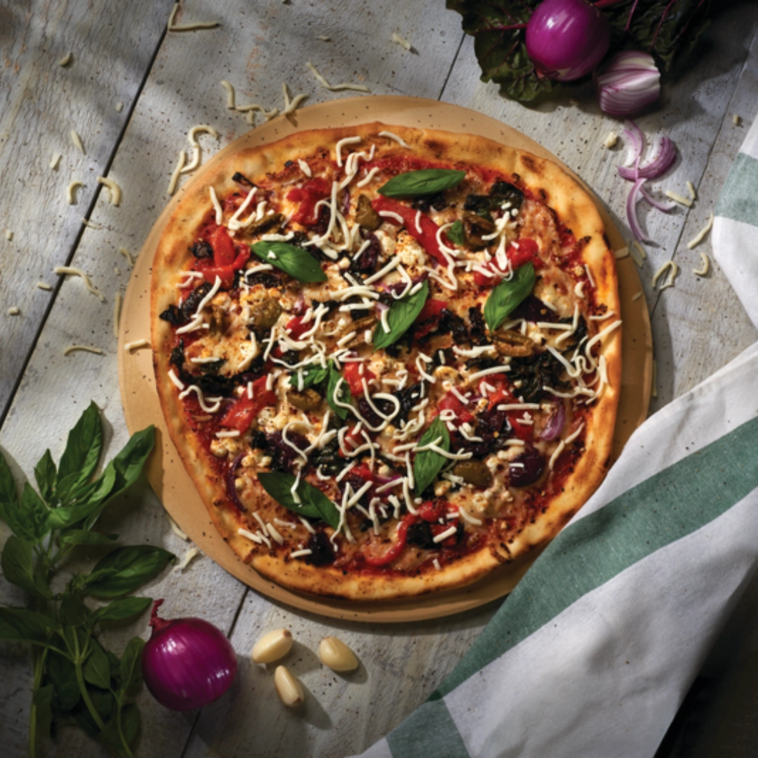 Premium-Pizza-Stone-Lifestyle-1-1.webp