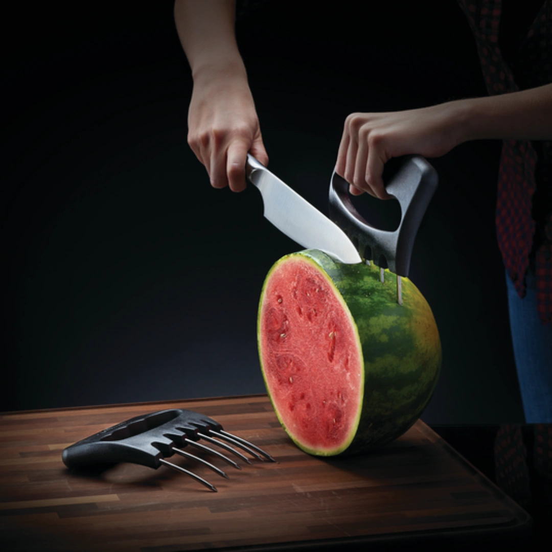 Shredder-Claws-Lifestyle-3-1.webp